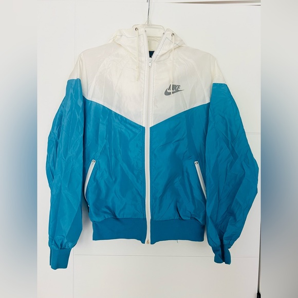 Vintage Y2K NIKE Windbreaker Jacket Coat Blue and White Women's Large Hooded - Picture 2 of 6